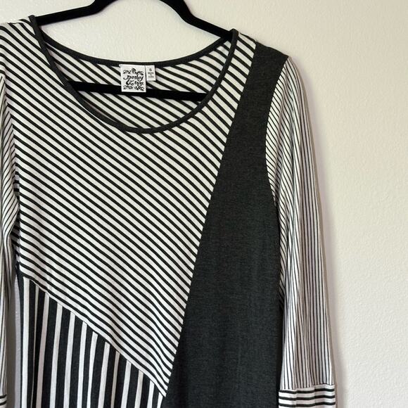 Parsley & Sage Small Tunic Top Gray White Stripe Pocket 3/4 Sleeve Art To Wear - Picture 6 of 8